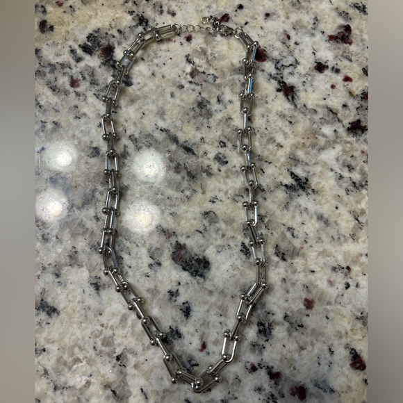 Unbranded chain link - 16in - Picture 2 of 2